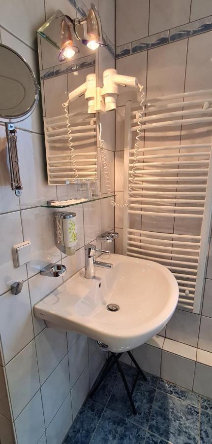 Hotel Prox Arnstadt Buitenkant foto