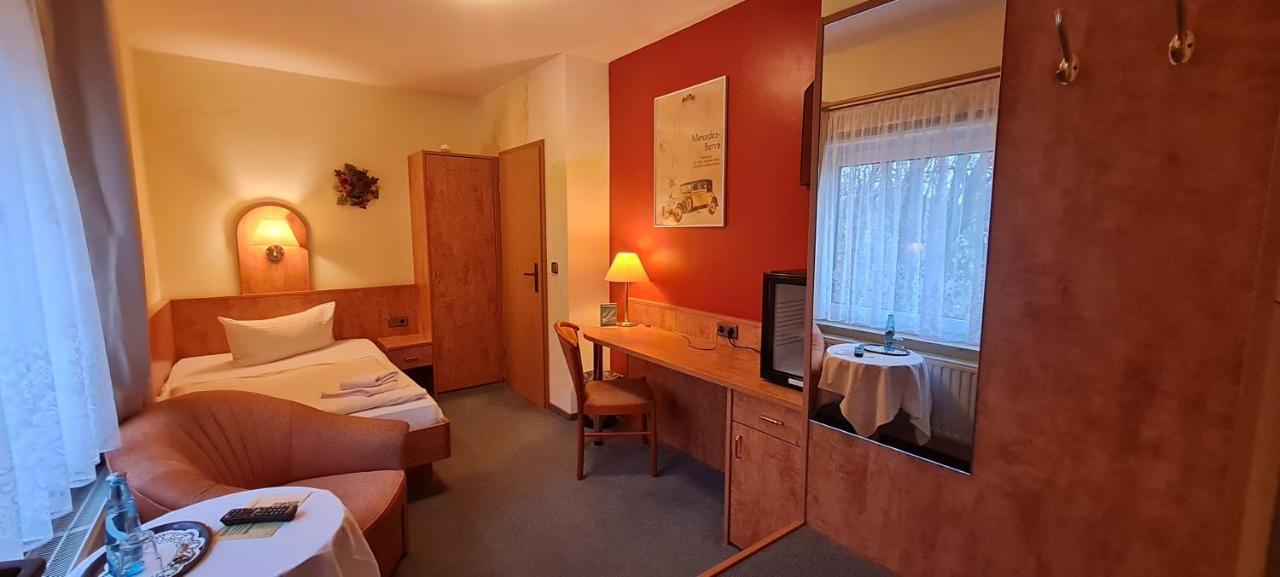 Hotel Prox Arnstadt Buitenkant foto